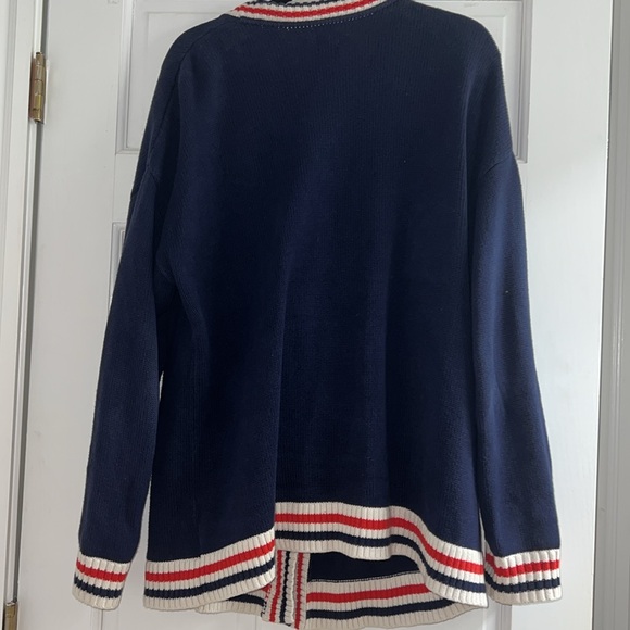 Gap Cardigan in nave blue with red and white lining, size women’s large - Picture 5 of 5